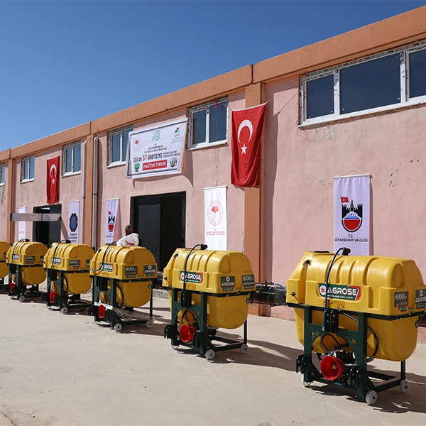 توزيع الشتلات والمرشات – برنامج تنمية منطقة GAP